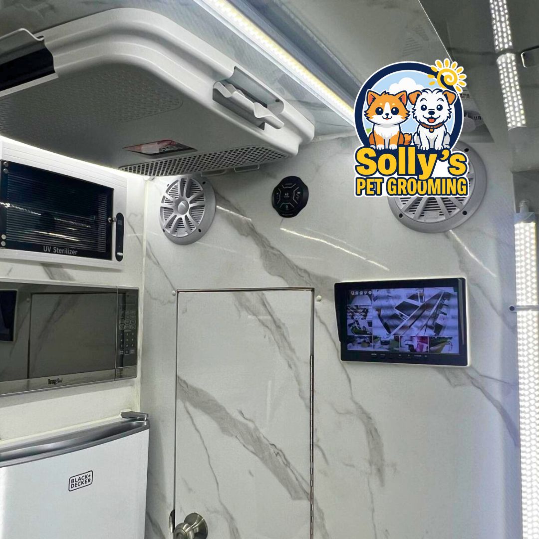 Solly's Grooming Van - View 2